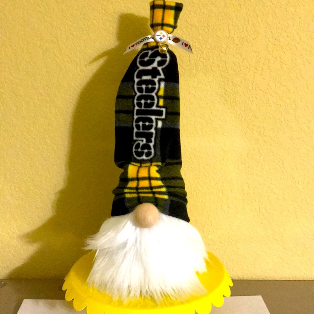 Gnome Steelers Theme